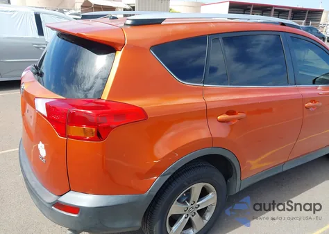 2015 Toyota Rav4 Xle from USA, damaged, VIN JTMWFREV0FD046088
